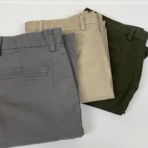 Old Navy Chinos Lot 30x32
